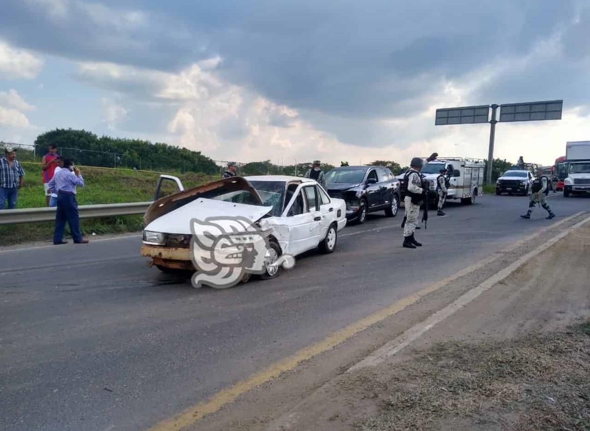 Familia lesionada tras choque en la Transístmica Sayula – Acayucan (video)