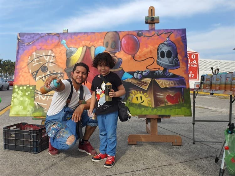 Arte a cambio de juguetes para niños de la calle en Boca del Río