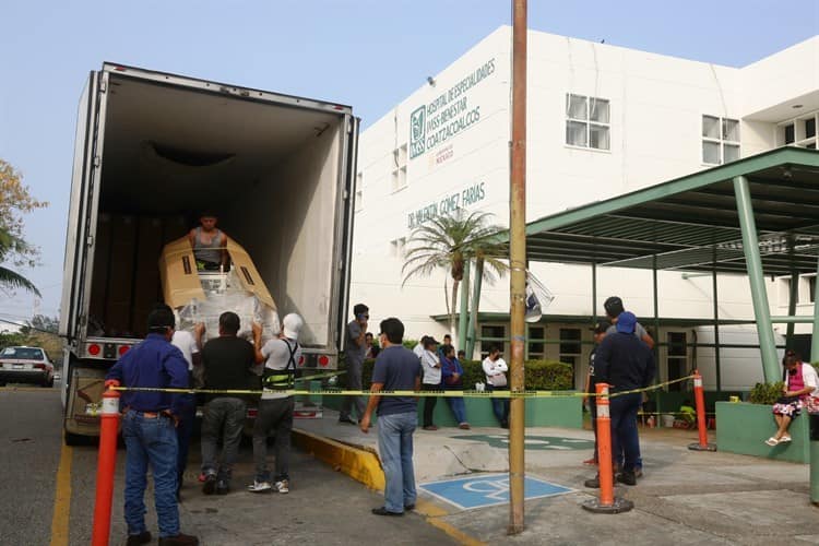 Llegan camas y colchones al Hospital IMSS Bienestar