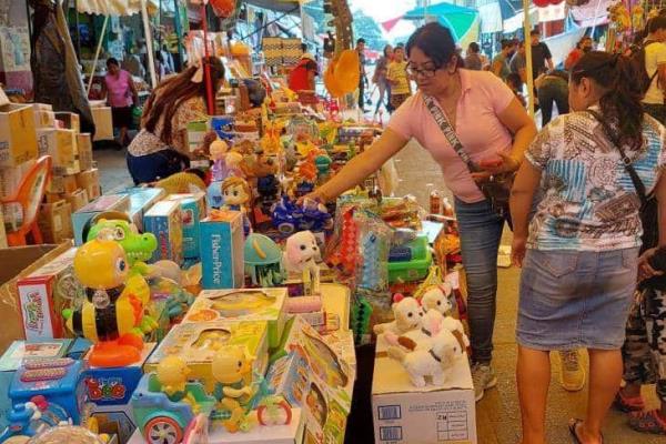 Mechones de Esperanza invita a regalar juguetes este Día del Niño