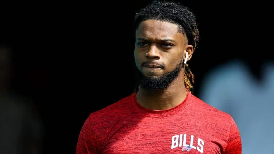 Damar Hamlin, jugador de los Bills, neurológicamente intacto; ya abrió los ojos