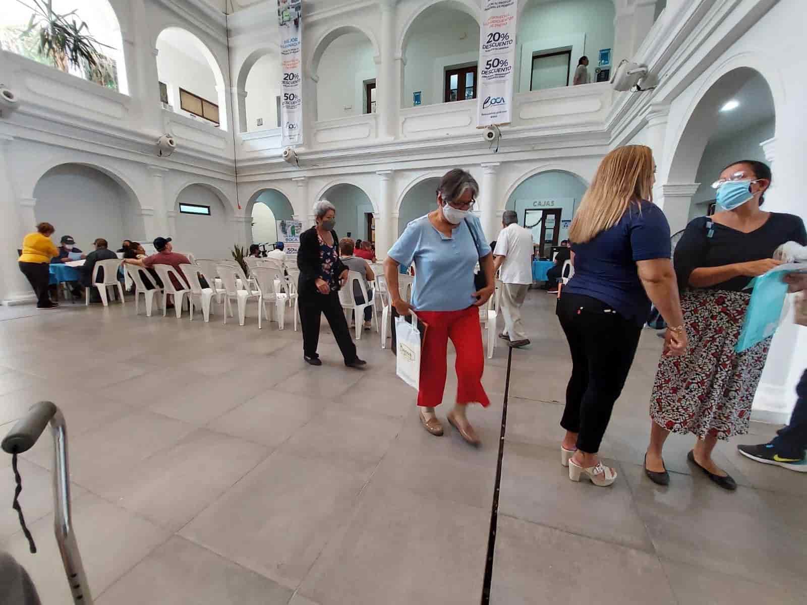 Continúa la afluencia de personas en pago del predial 2023 en Boca del Río (+Video)