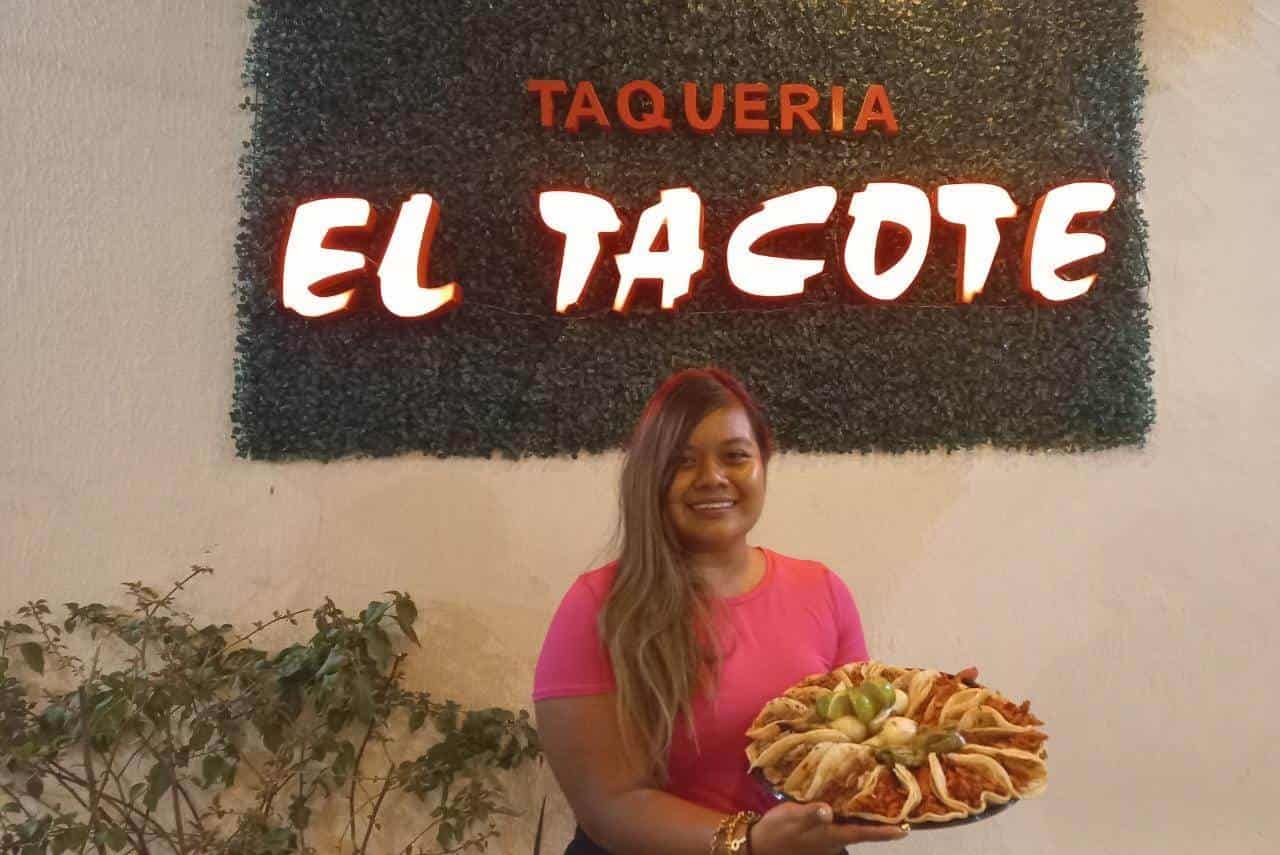 ¿Tacorrosca? Taquería en Veracruz crea una rosca de reyes de tacos para este 6 de enero