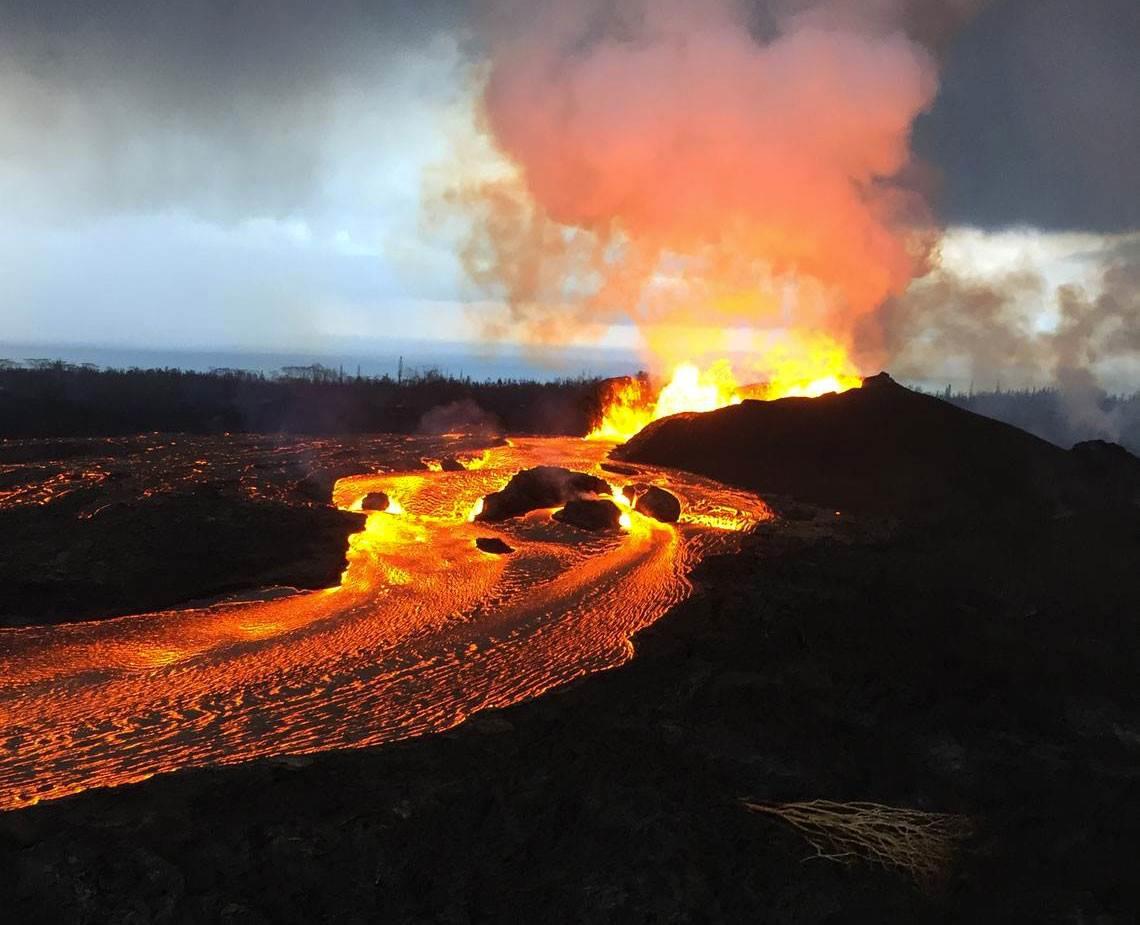 El volcán Kilauea de Hawaii entra otra vez en erupción