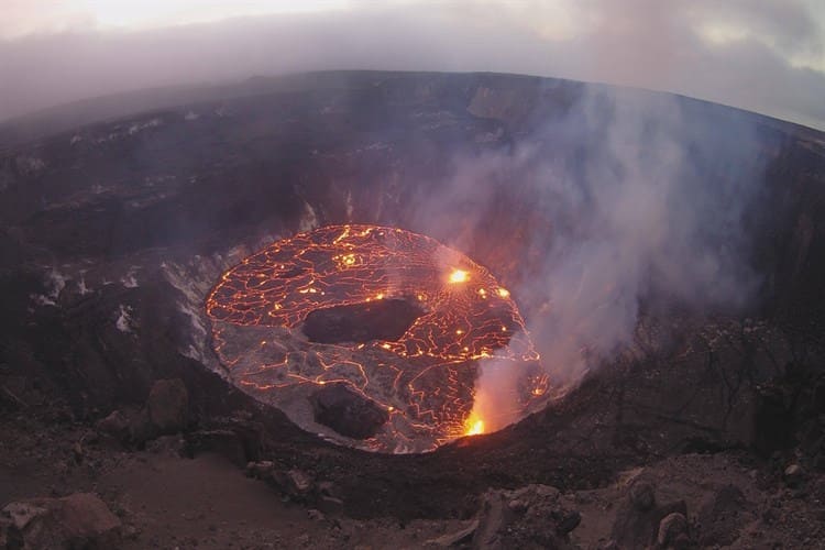 El volcán Kilauea de Hawaii entra otra vez en erupción