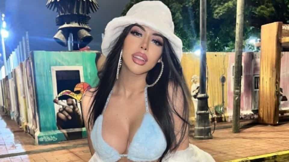 ¡Talento de Veracruz! Yeri MUA gana como la ‘Influencer Viral del Año’ en Socialiteen Awards 2022