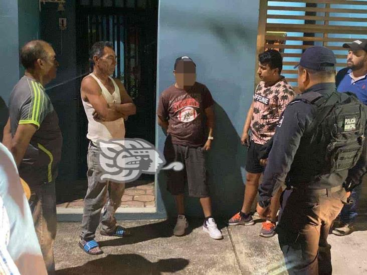 ¡Por rata! Vecinos de Coatzacoalcos atrapan a presunto ladrón (+Video)