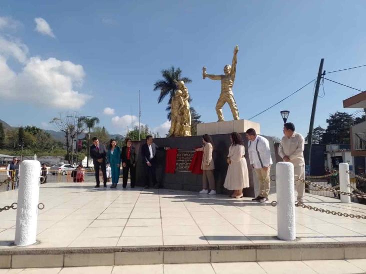 Con la presencia de la secretaria federal del Trabajo y el gobernador, se conmemoró a los Mártires de Río Blanco de 1907