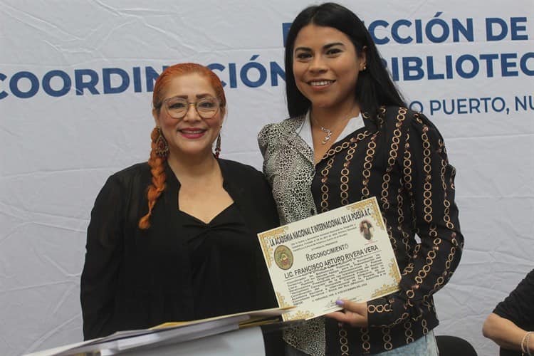 Presentan el libro ‘Pueblos Originarios, afromexicanos y poetas veracruzanos’