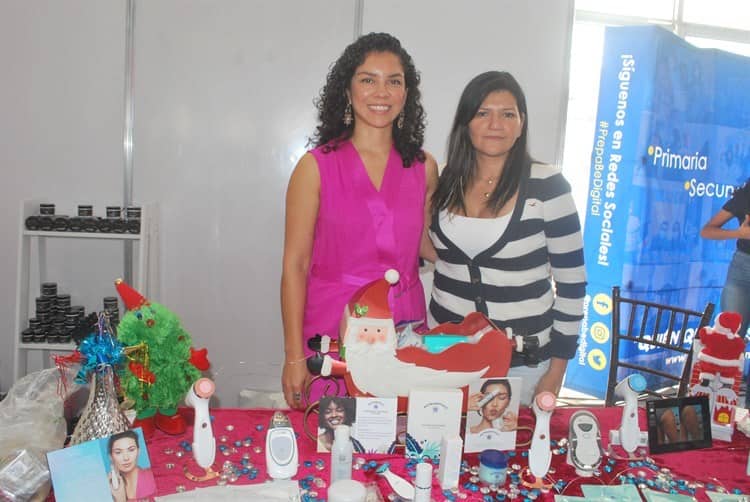 Llevan a cabo Expo Belleza y Moda a beneficio de Amanc Veracruz