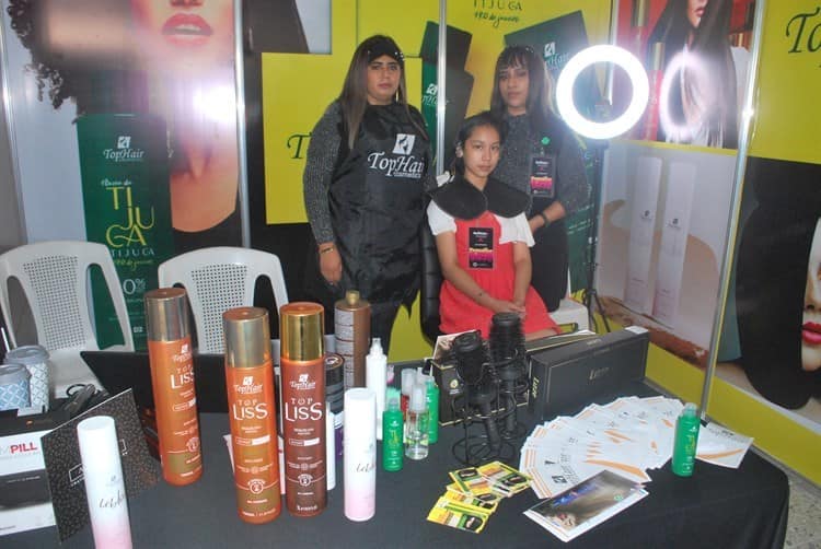 Llevan a cabo Expo Belleza y Moda a beneficio de Amanc Veracruz