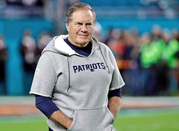 Volverá Bill Belichick a dirigir en la NFL