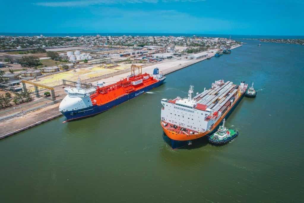 Coatzacoalcos, el segundo puerto con más movimiento de contenedores