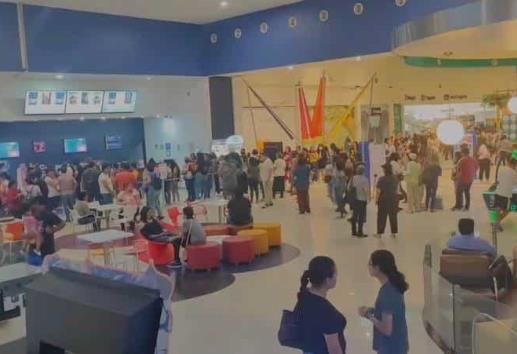 La fiebre ARMY llega a cines de Mina y Coatza