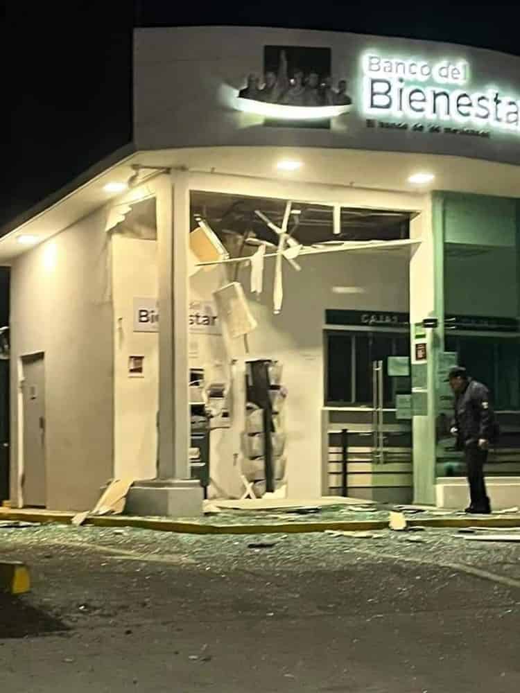 Se registra explosión en Banco del Bienestar de Tlaxcala