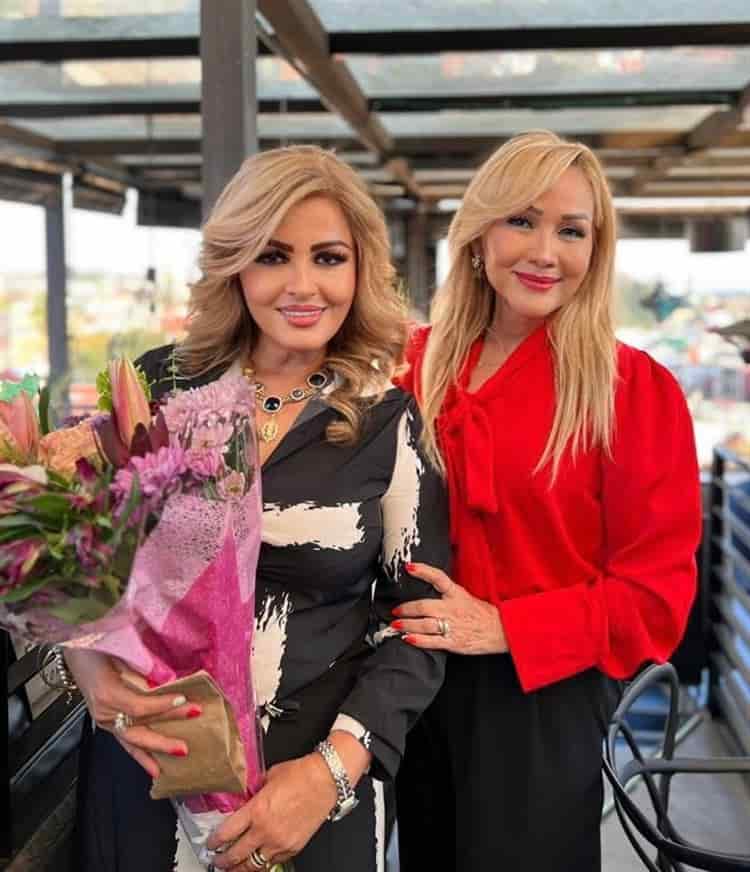 Marcela Domínguez celebra con su círculo más cercano