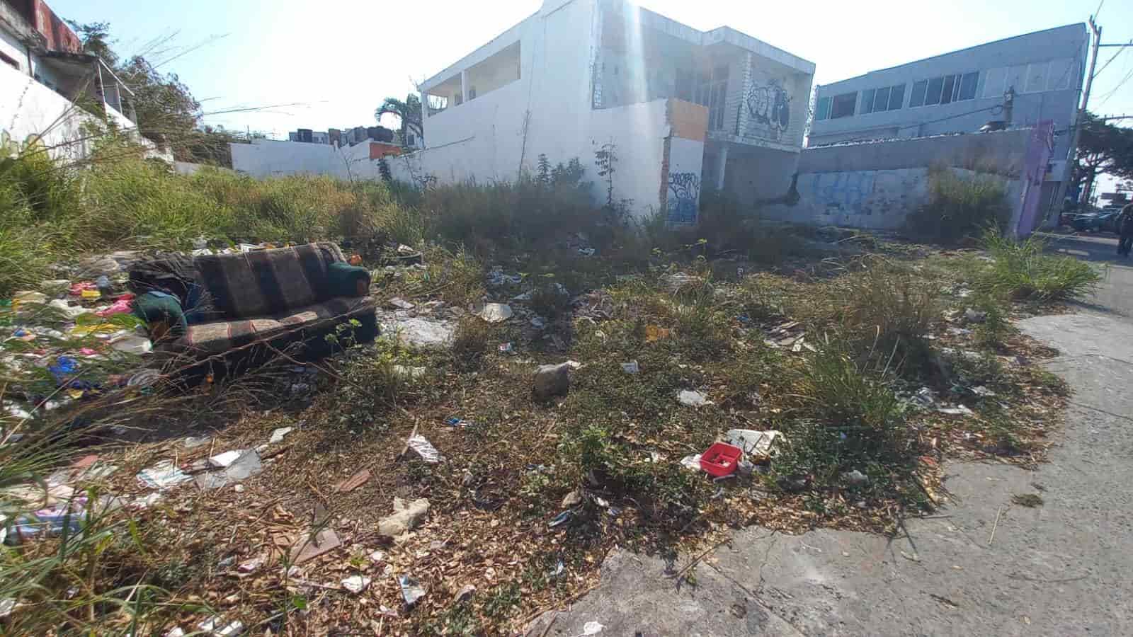 Terreno abandonado genera inseguridad para vecinos de la colonia Ortiz Rubio