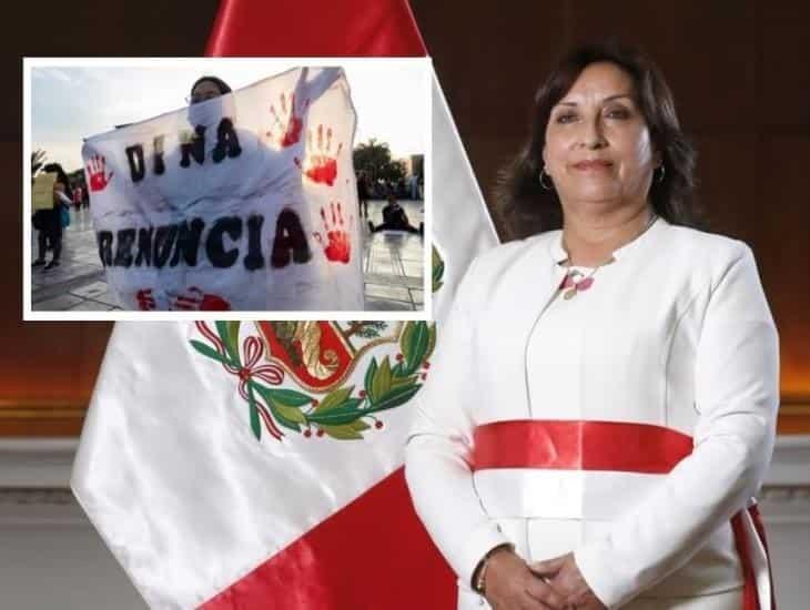 Dina Boluarte, presidenta de Perú, es investigada por genocidio