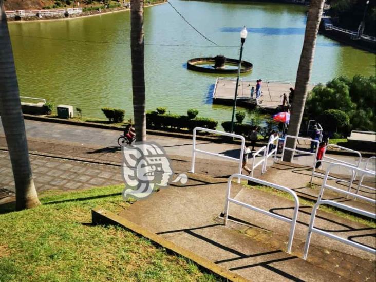 Paseo de Los Lagos, en Xalapa, con años de visible abandono