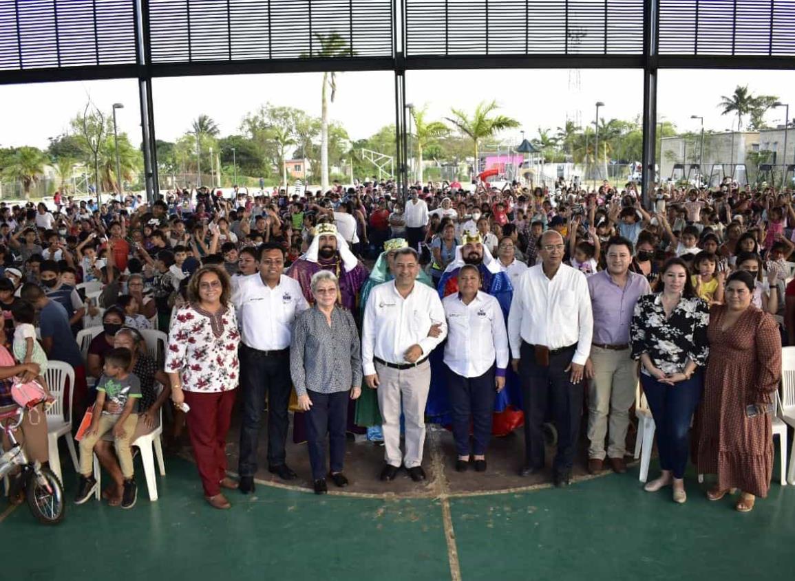 DIF llevó felicidad a casi mil niños de la Nueva Calzadas con el festival «Enero, mes de los reyes del hogar»