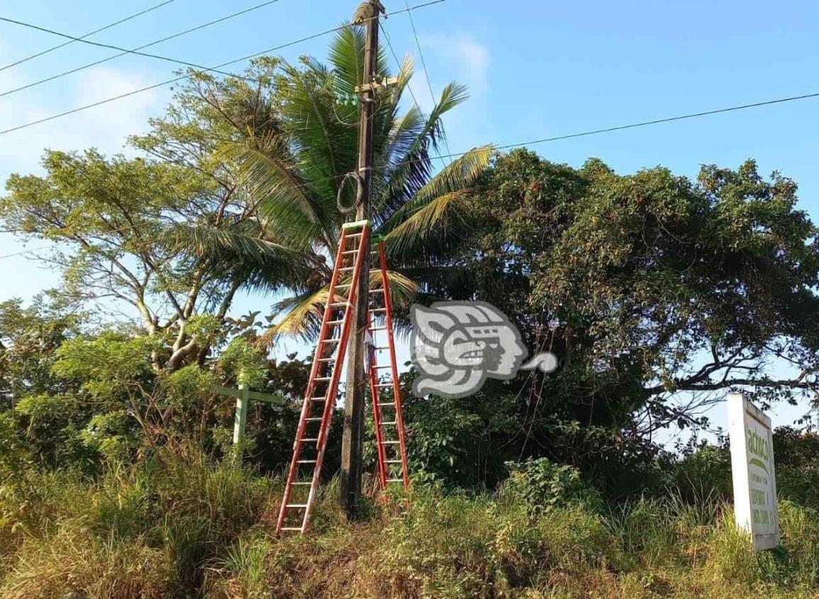 Apunto de morir obrero que recibió descarga eléctrica