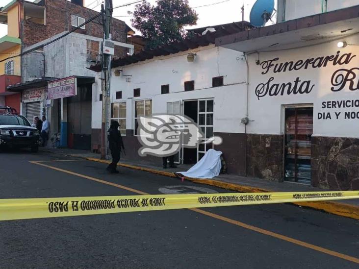 Hallan a hombre sin vida en calles de Córdoba