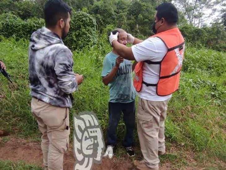 Abandonan hamaquero maniatado tras robarle en Acayucan