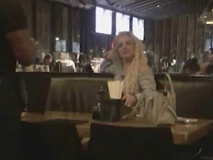 Captan crisis maniaca de Britney Spears en restaurante de Los Ángeles (+Video)