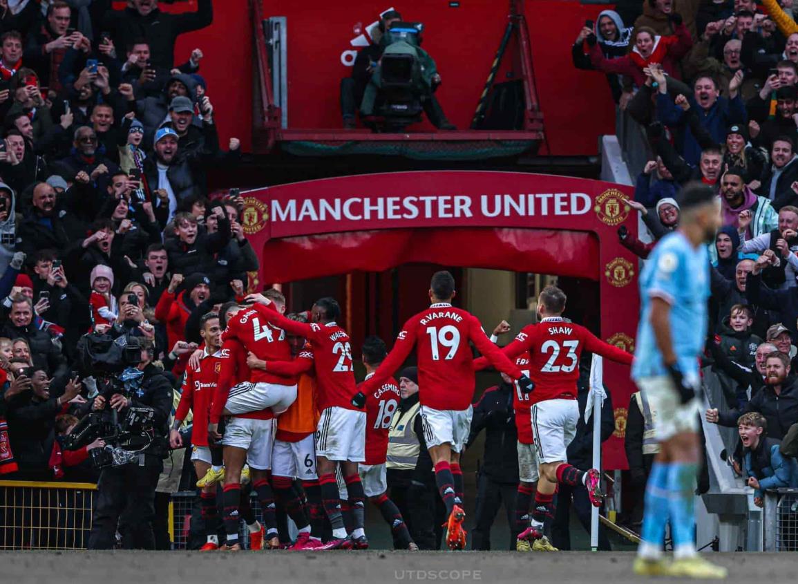 Manchester es rojo; los Red Devils ganan 2-1 al City de Guardiola (+Video)