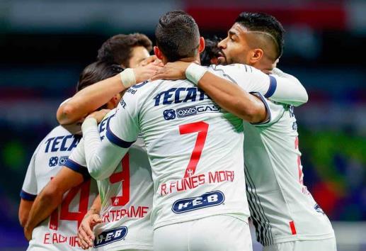 Apretada victoria de Monterrey en su visita al Cruz Azul (+Video)