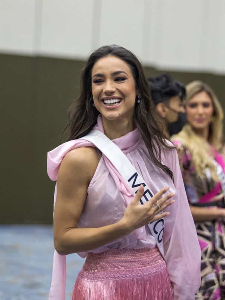 Miss México: Los increíbles vestidos y trajes que Irma Miranda ha usado en Miss Universo