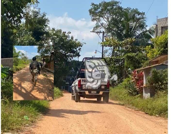 Balean camioneta en colonia La Joya, en Acayucan