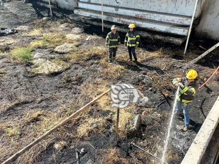 Enorme humareda movilizó a Bomberos en Xalapa