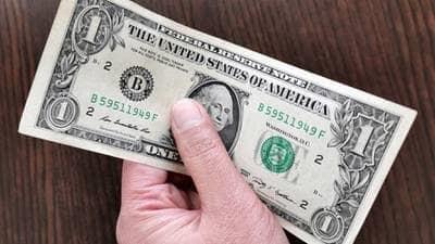 Precio del dolar: 1 de Marzo 2023