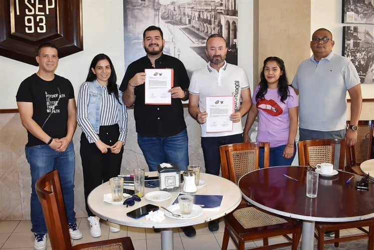 Firma Liga Formativa convenio con Toros Boca FC