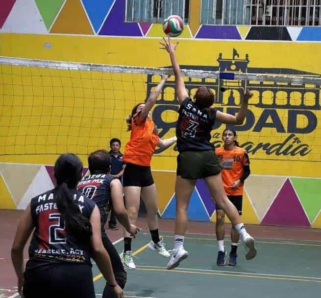 Cosoleacaque y Minatitlán van al Festival de Voleibol