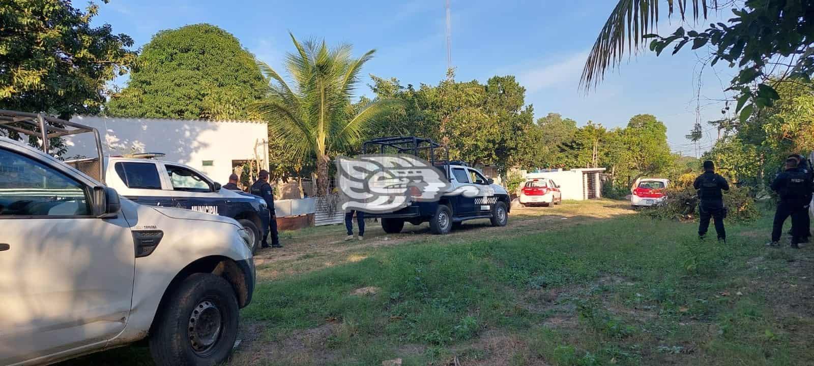 Encuentran ahorcado a taxista jaltipaneco