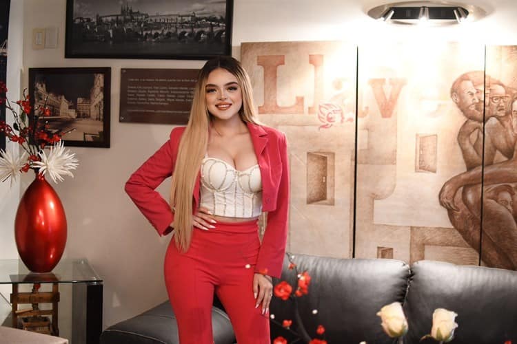 Camila Sánchez, influencer veracruzana, busca hacerse de un nombre en la farándula