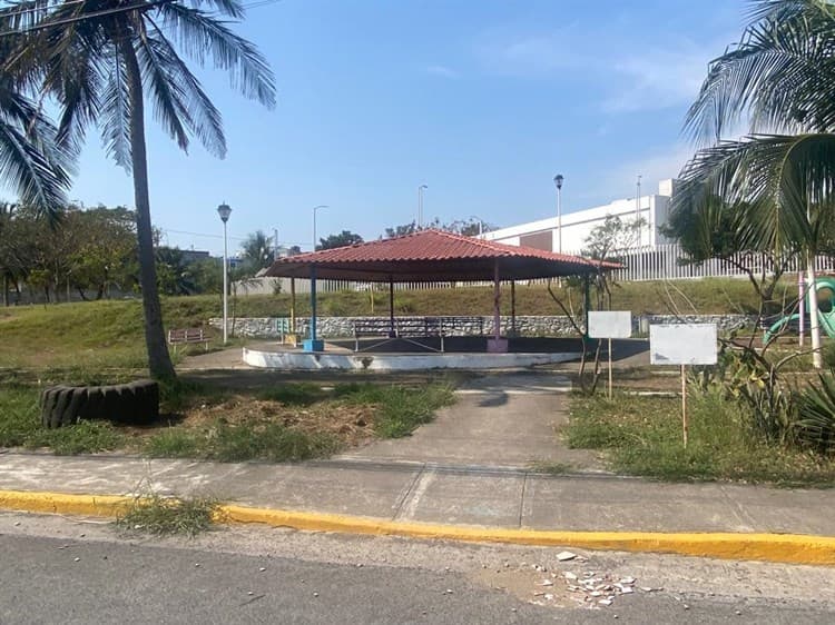 Parque en colonia Vista Mar en Veracruz, vulnerable a abusos sexuales y asaltos(+Video)