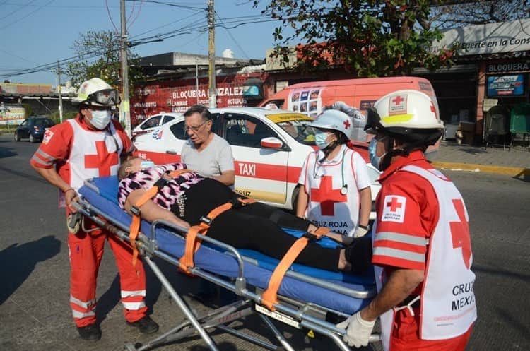 Atropellan a mujer de la tercera edad en colonia en Boca del Río(+Video)