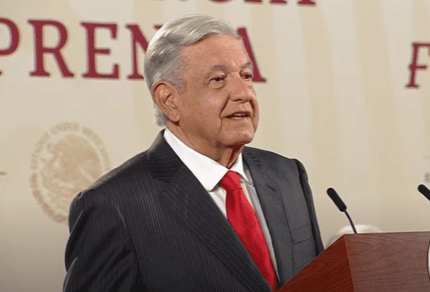 AMLO felicita al IMSS por su 80 aniversario