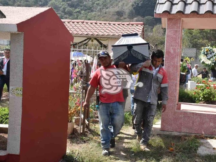 Sepultan a Joel, estudiante privado de la vida tras asalto en Veracruz (+Video)