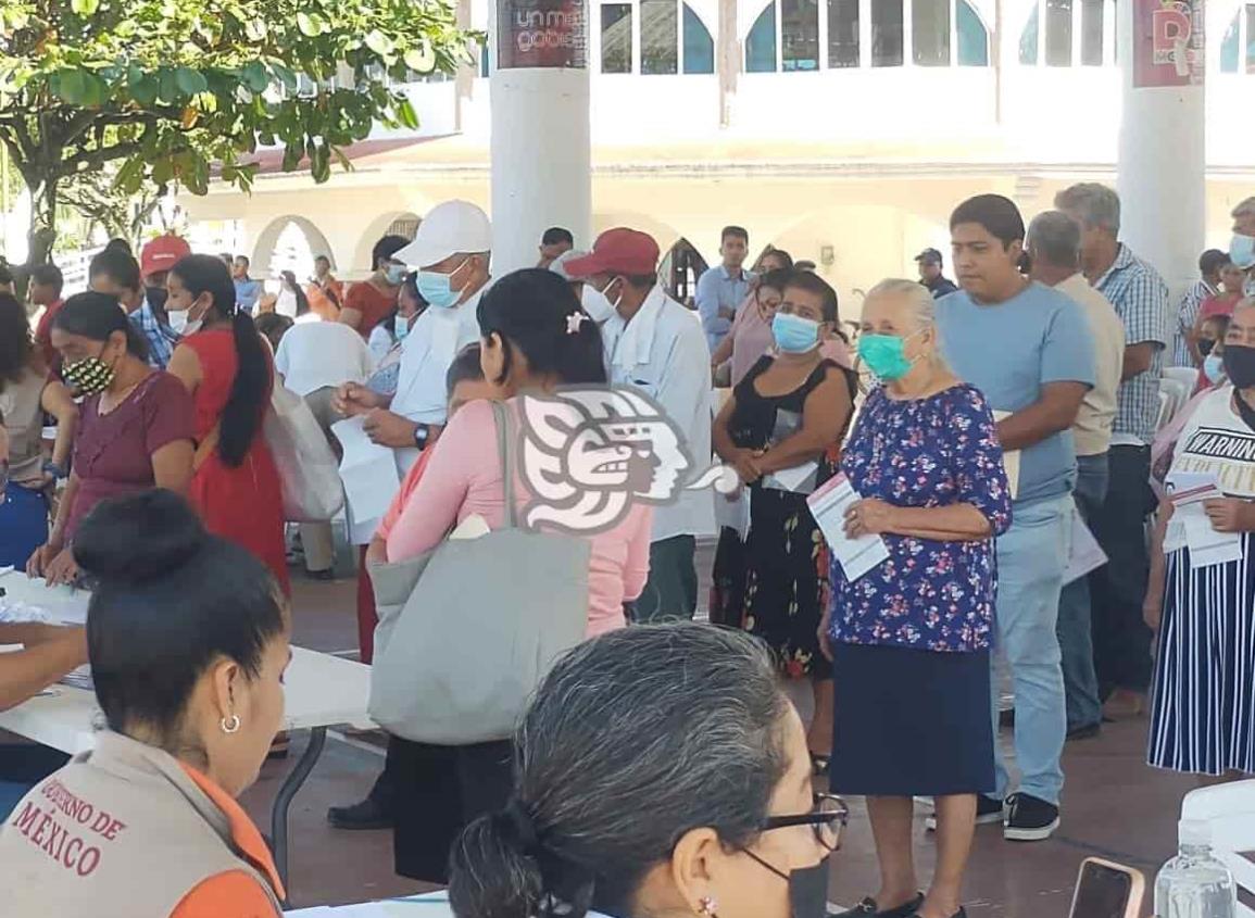 Más de 800 adultos mayores recibieron el beneficio del programa 65 y más(+Video)