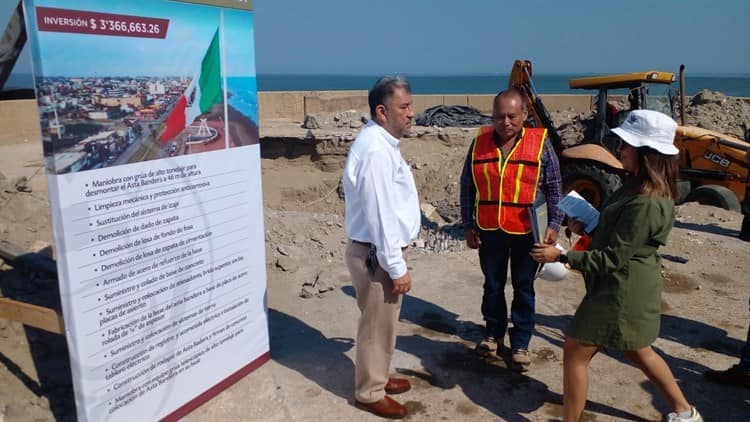 Por primera vez, asta de bandera no será izada el 24 de febrero en el malecón de Coatzacoalcos (+Video)