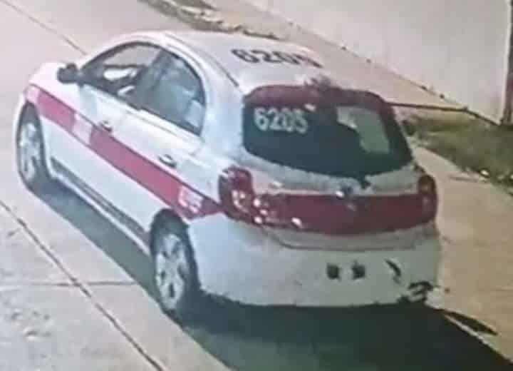 Roban autopartes en la Lázaro Cárdenas de Coatzacoalcos; huyen en taxi (+Vídeo)