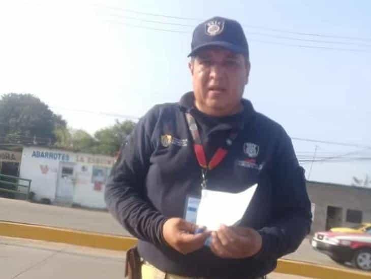 Acusan abuso de agente de Transporte público en Cosoleacaque