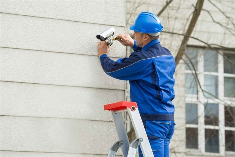 Descubre qué tomar en cuenta antes de instalar una cámara de seguridad