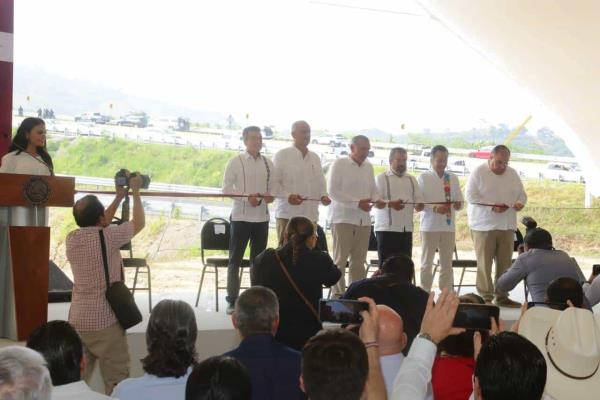 Inaugura Adán Augusto carretera que enlaza Veracruz, Chiapas y Tabasco (Video)