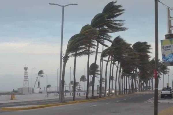 Prevén norte violento en Veracruz para el miércoles