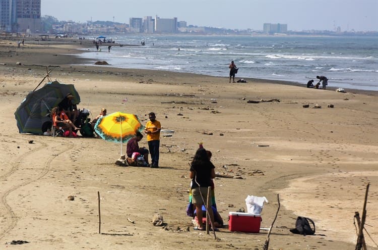 Se retrae la playa en Coatzacoalcos